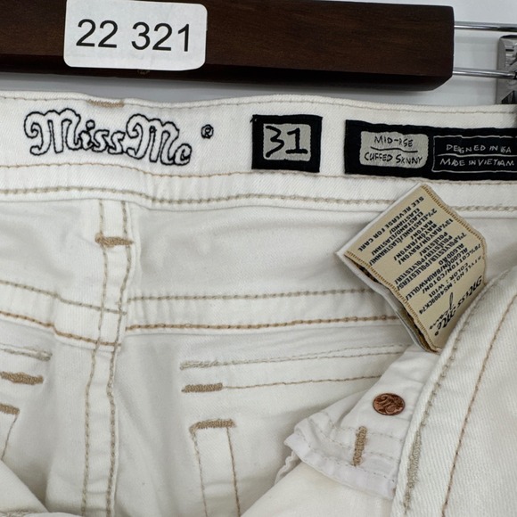 Miss Me White Distressed Mid-Rise Cuffed Skinny Jeans Women 31 MS4009CK74 - Picture 3 of 15